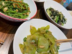 -黄泥岗·地道湖北菜(奥特莱斯店)