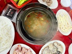 -花苑美食横琴生蚝火锅(拱北粤华路店)