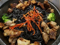 黑椒牛肉鸡排面-西缘牛排(荟聚购物中心店)
