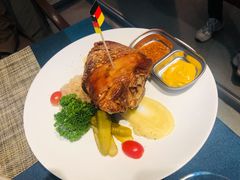 -又见马甲M8融合西餐厅(体育中心店)