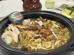 -菌之家·专业纯野生菌火锅·特色炒菌