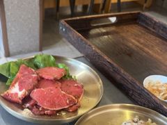 -围炉肉舍•炭烤活鳗•丹东海鲜烤肉(步行街店)