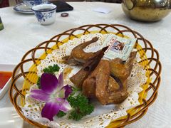 红烧乳鸽-津津菜馆(绝没分店)