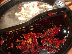 -周小明火锅(黑金冠社区店)