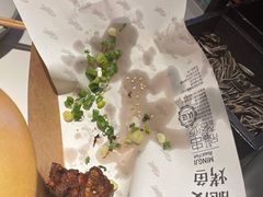 网红炸鸡架-鸣记脆皮烤鱼·海鲜烤鱼(三八广场店)