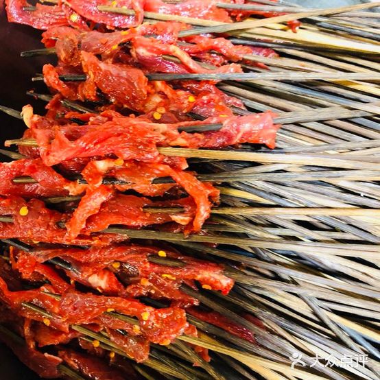 七里香串串香(红军路店)