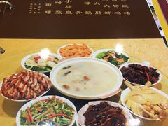 -九大簋家宴(北京路店)