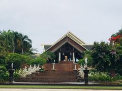 -亚龙湾喜来登·美景台大堂吧