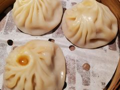 蟹粉汤包-松鹤面馆·古法焖肉面(观前店)