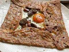 鸡蛋蘑菇熏肉荞麦可丽饼-RAC BAR(安福路店)