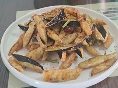 -雪湖煜辰鱼头老店(雪野湖店)