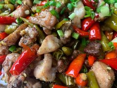 -廖哥泡椒兔(峨眉店)