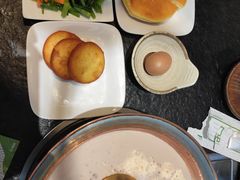 酸奶饼-诺敏塔拉奶茶-布里亚特包子-手把肉(锦都会店)