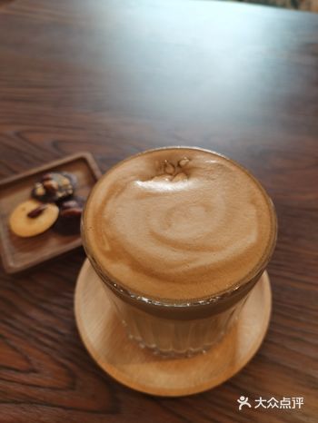 内里猪排真的非常料足，汁水丰富不柴