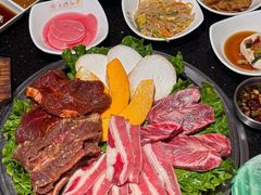 -木槿花韩式炭烤·熟成肉工坊(孙文东路店)