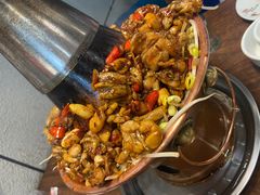 -超越炭火牛蛙火锅鸡(河东店)
