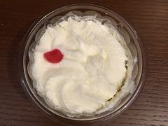-红宝石·鲜奶小方·海派西点房(南丹店)