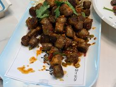干煸羊肠-三江源美食城