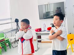 -蓝话筒·少儿成人演讲口才·主持朗诵·戏剧表演(大华第一坊店)