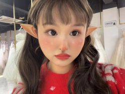 -索菲亚婚纱摄影