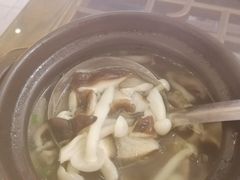杂菌汤-老徽州臭鳜鱼(老街店)