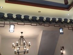 -临街徽菜馆·正宗黄山味