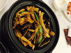 -上海小南国(仲盛世界商城店)