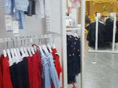 -BIGOFFS 超级折扣(仁恒伊势丹店)