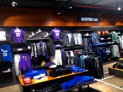 -NIKE武汉品牌体验店