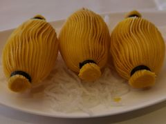 金枕榴莲酥-利苑酒家(合景国际金融广场店)