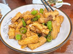 -湖南人家湘菜馆(镇江路店)