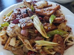 -金卯白肉罩火烧