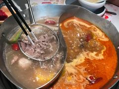 -左庭右院鲜牛肉火锅(金山万达店)