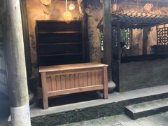 -天坑地缝国家地质公园-停车场