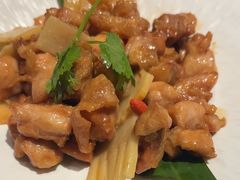 -雀舞云南菜(天津天河城购物中心店)