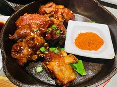 个旧烤猪蹄-云海肴·汽锅鸡·云南菜(高德置地店)