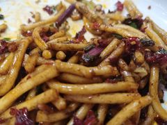 贵阳味·怪噜炒酸粉-华仔龙虾(永乐路总店)