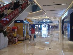 -宝龙城(杭州滨江店)
