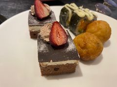 -匠牛亭·锅物烧肉放题自助(昆百大·泰业城店)