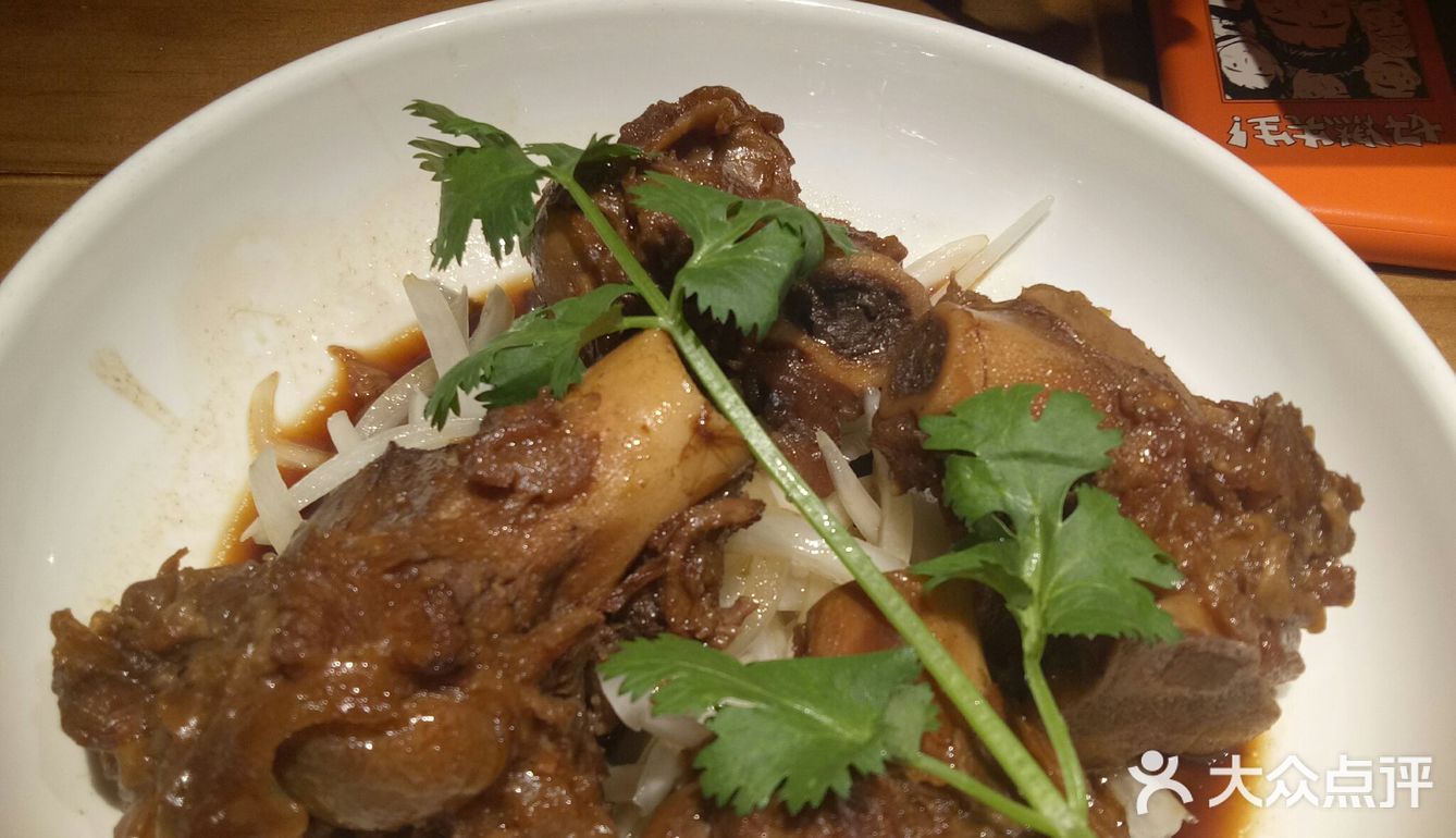 他们家羊肉串好吃的，但是我忘拍了