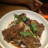 他们家羊肉串好吃的，但是我忘拍了