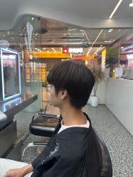 -川和潮人