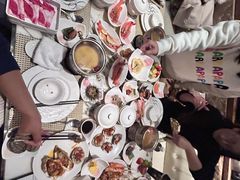 -雍和会海鲜姿造自助(湖东路店)