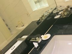 -上海新锦江大酒店