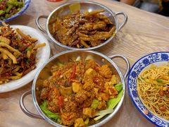 -江城燕子大排档(江汉路步行街店)