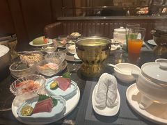 -半岛翡丽海鲜自助餐厅(观风亭店)