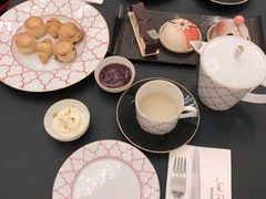 -Salon de The de Joel Robuchon(外滩18号店)