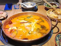 -洱火云南酸菜牛肉火锅(石景山当代商城店)