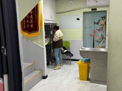 -艾吉宠物医院·疑难杂症转诊中心·猫友好(碧江路院)
