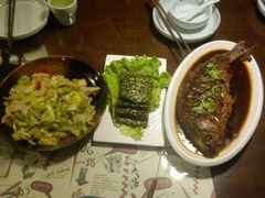 -东口码头·烧鸽子·鱼头泡饼·地方菜(金鹰悦城店)